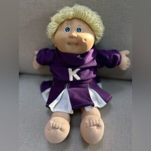 Cabbage Patch Kids, Cheerleader. Signed by Xavier Roberts. U get doll AND outfit